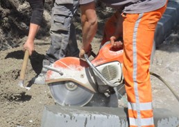 bandenzaag met watertoevoer