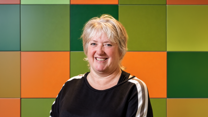 pauline van dam