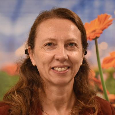 Stefanie van der Zon
